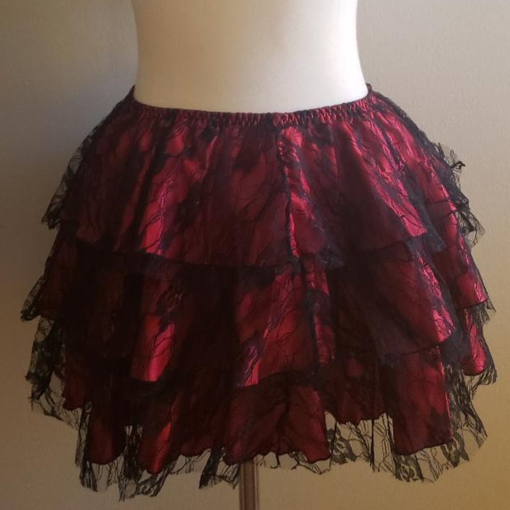 Daisy Corsets Red Black Lace Ruffled Mini Skirt